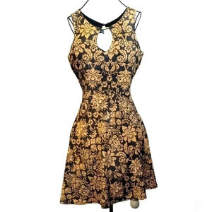 nicki minaj gold floral dress size S